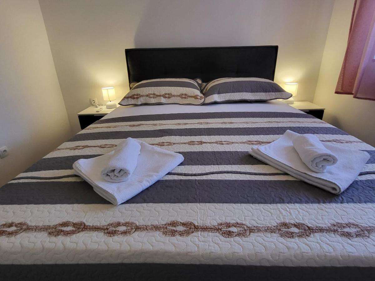 Apartments Manda Novi Vinodolski Luaran gambar