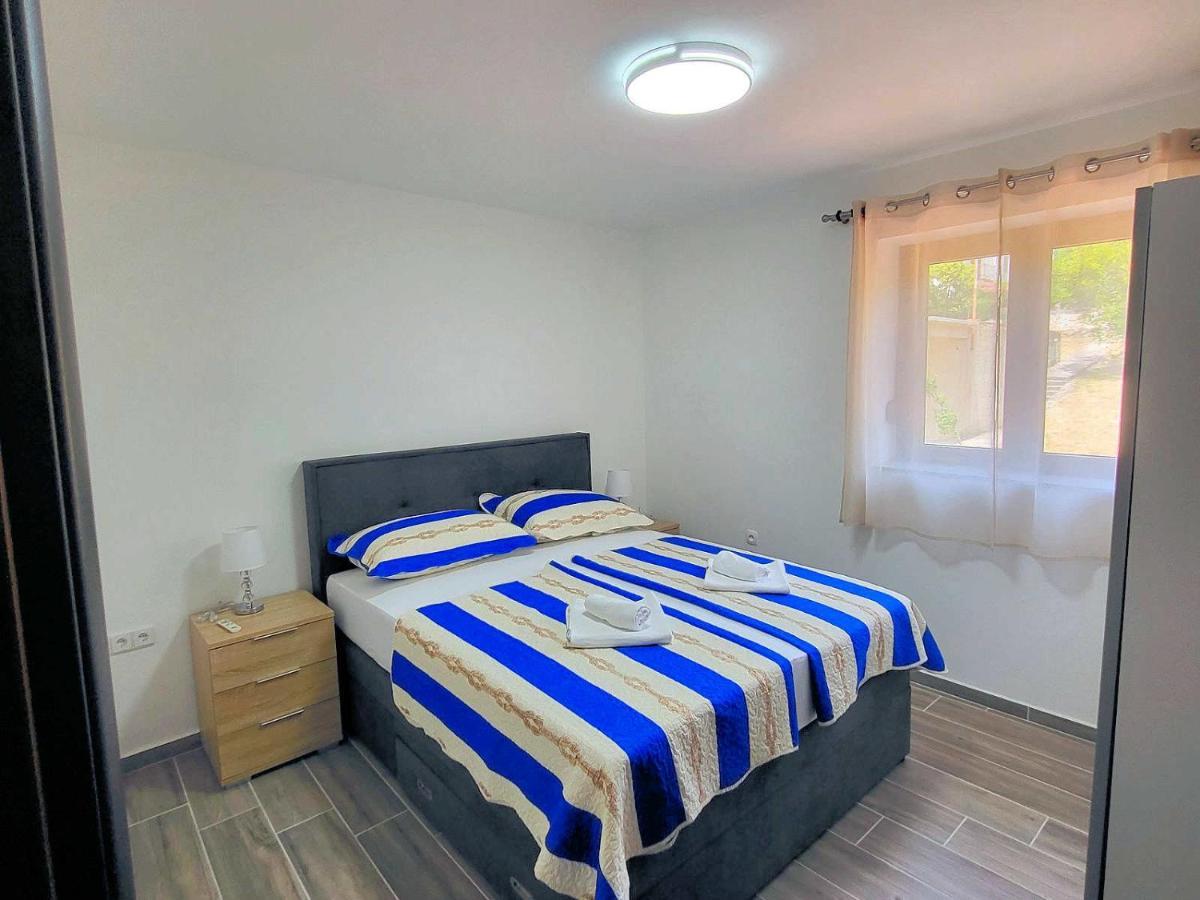 Apartments Manda Novi Vinodolski Luaran gambar