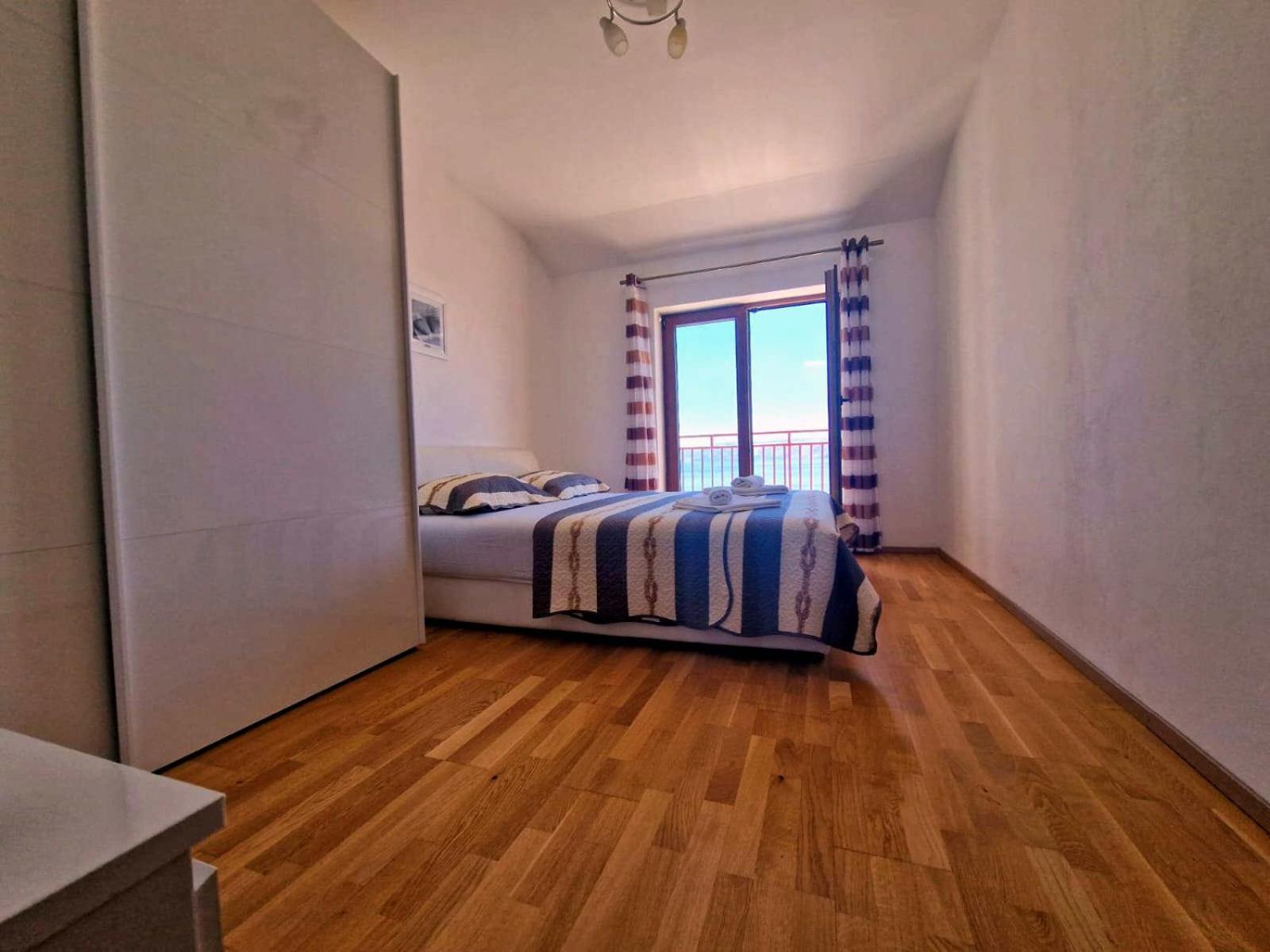 Apartments Manda Novi Vinodolski Luaran gambar