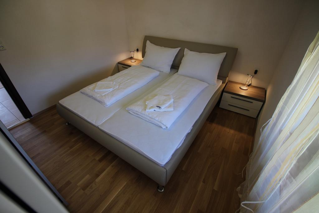 Apartments Manda Novi Vinodolski Luaran gambar
