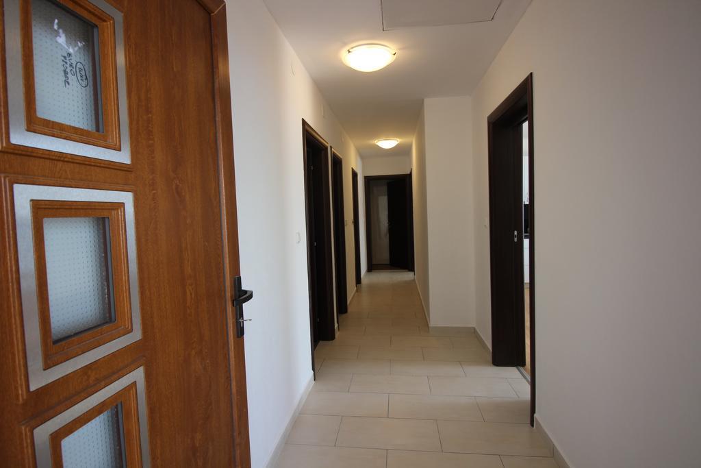Apartments Manda Novi Vinodolski Luaran gambar